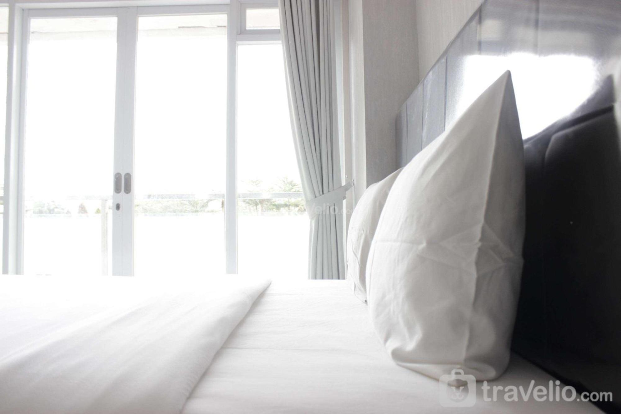 Homey 3br At Gateway Pasteur Near Exit Toll By Travelio Apartemen