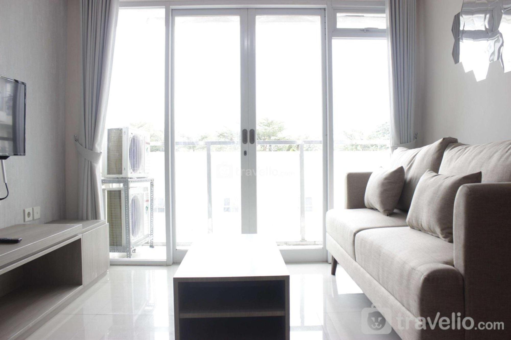 Homey 3br At Gateway Pasteur Near Exit Toll By Travelio Apartemen *